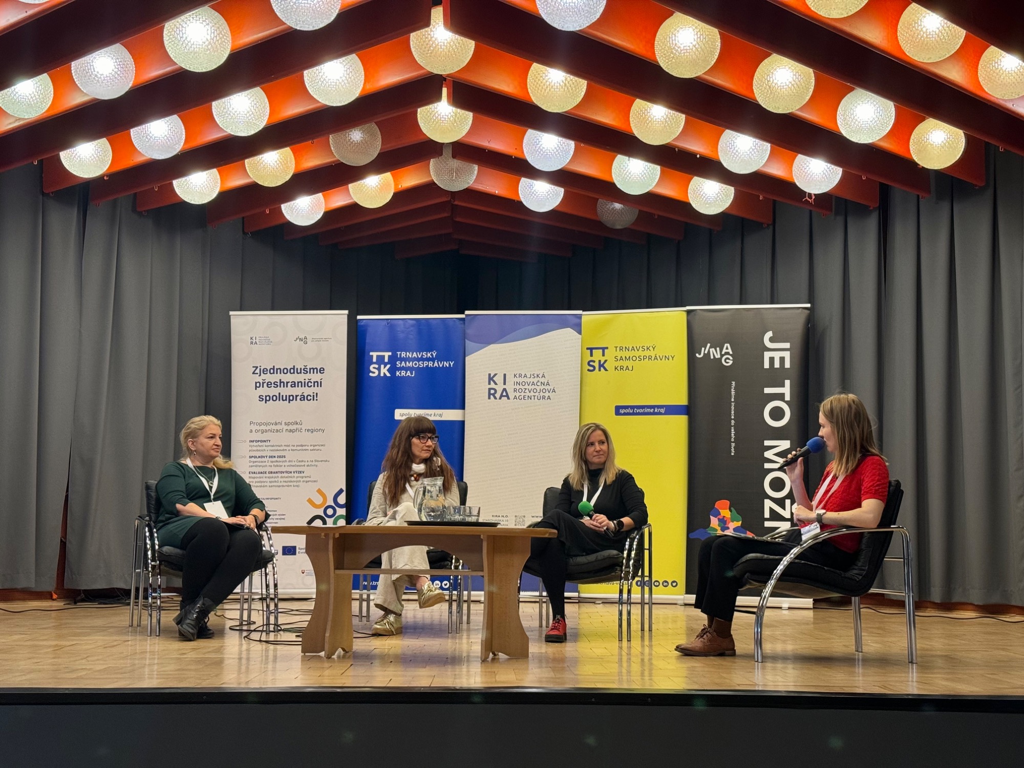 The conference "Time Together Makes Sense" strengthened Slovak-Czech cooperation in the field of civil society